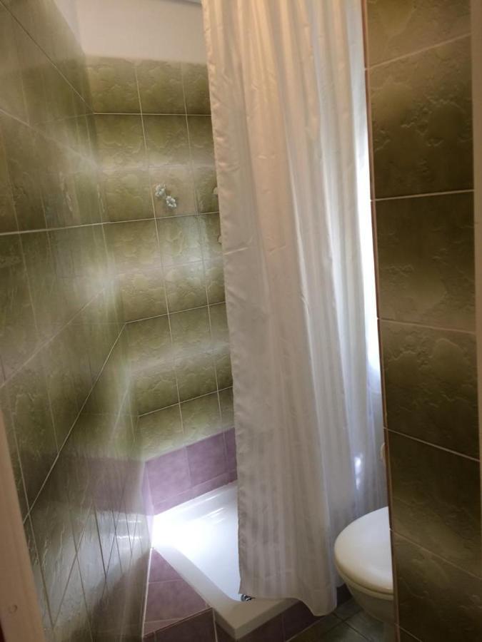 Apartman I Sobe Marijana Rab Town Buitenkant foto